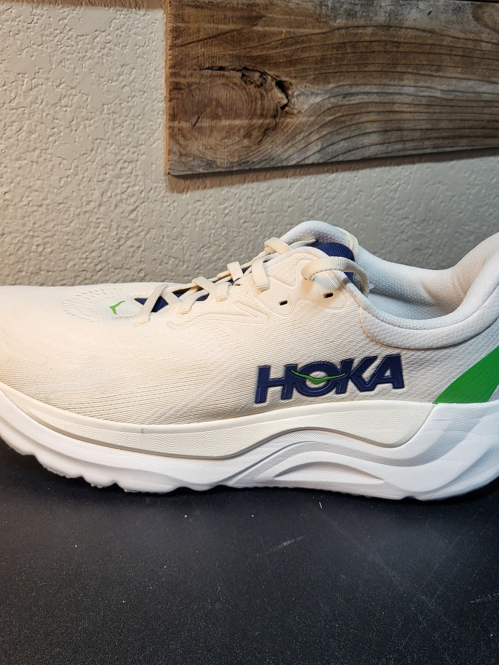 *NEW* Hoka One One Arahi 8 Alabaster/Birch Running Athletic Shoes Size Men's 12